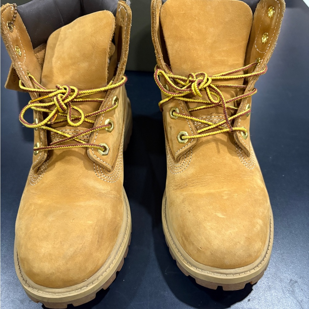 Junior US size 5 Tan Timberland Boots